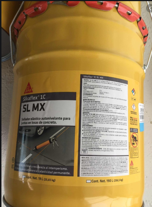 Sellar juntas de dilatación o grietas en pisos exteriores - SIKAFLEX -1CSL MX